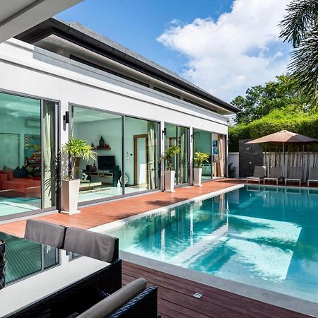 Crystal Pool Villa Rawai エクステリア 写真