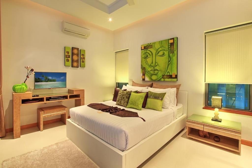 Crystal Pool Villa Rawai エクステリア 写真