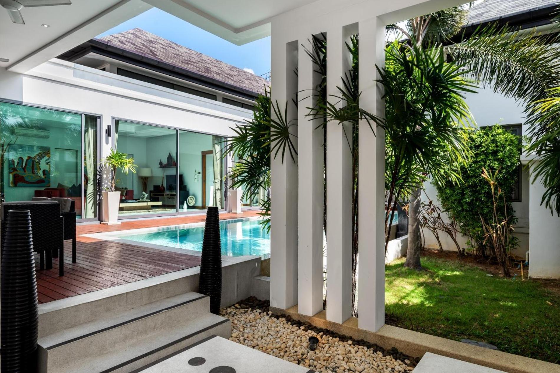 Crystal Pool Villa Rawai エクステリア 写真