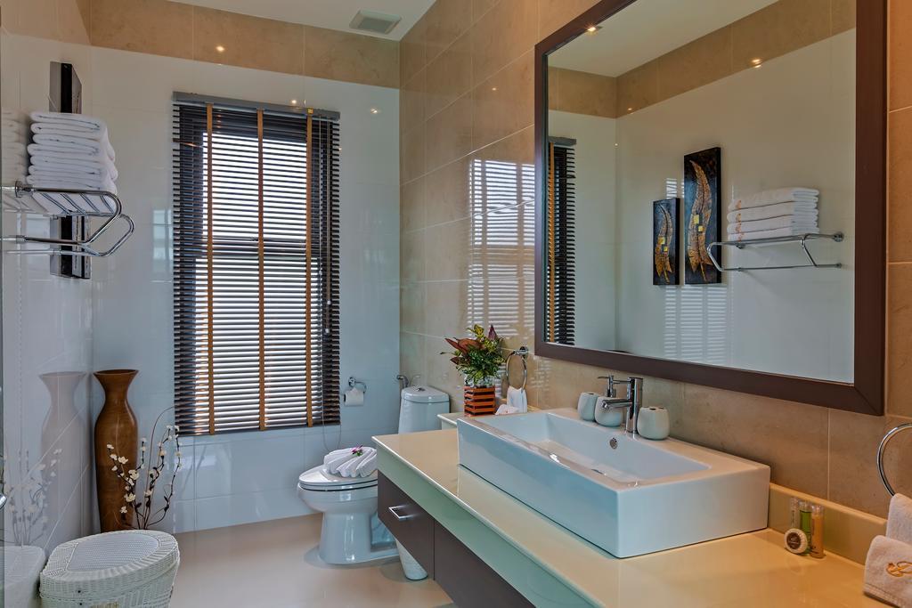 Crystal Pool Villa Rawai エクステリア 写真